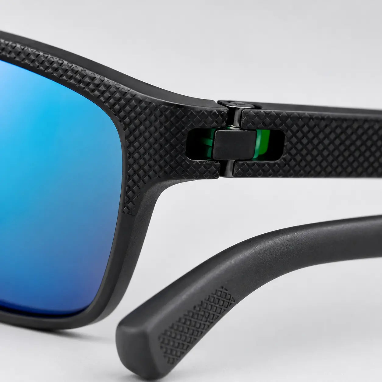 ShadeEase CourseVision™ - Performance Golf Sunglasses ShadeEase